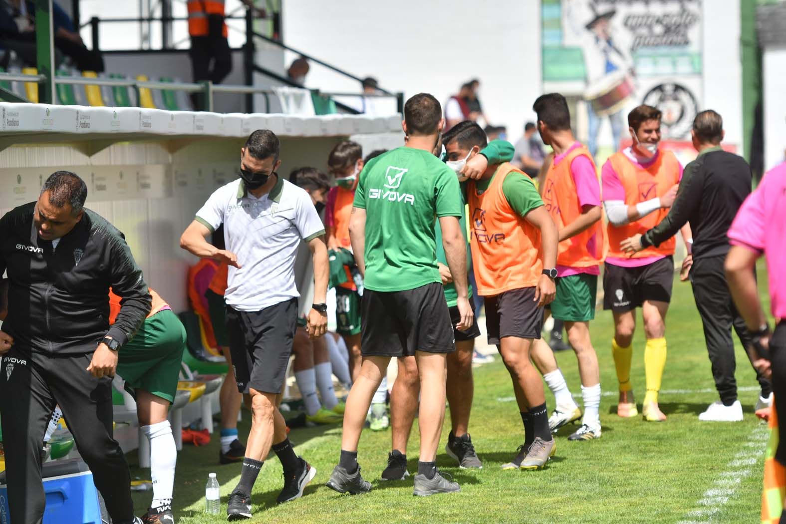 El triunfo del Pozobblanco ante el Córdoba B, en imágenes