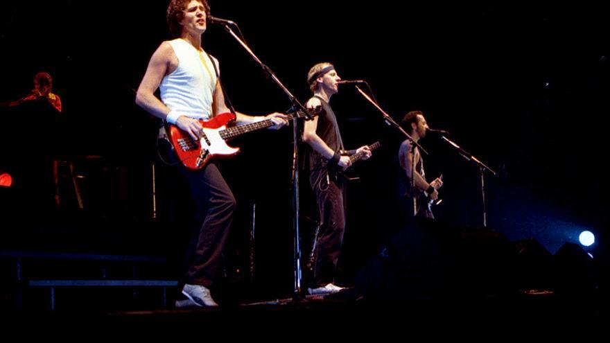 Dire Straits