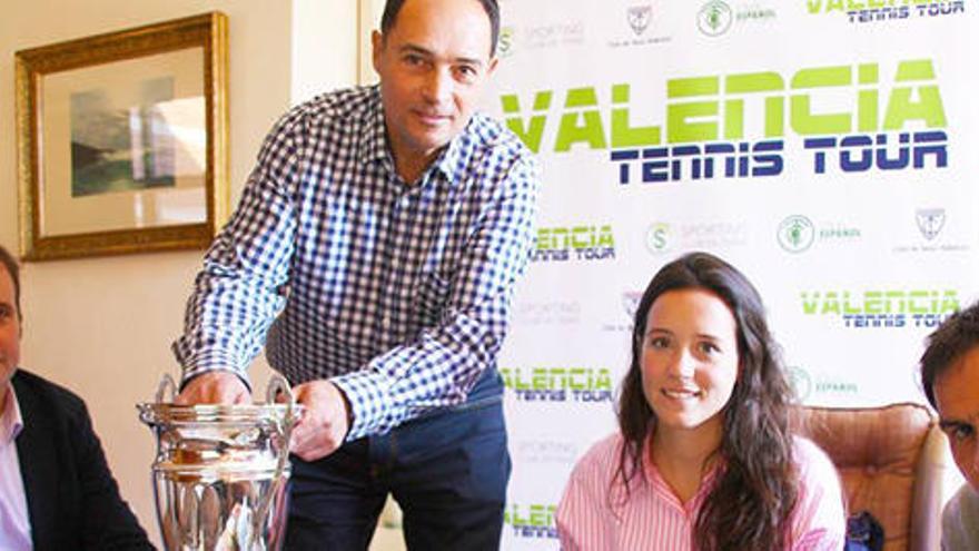 El trofeo del Valencia Tennis Tour