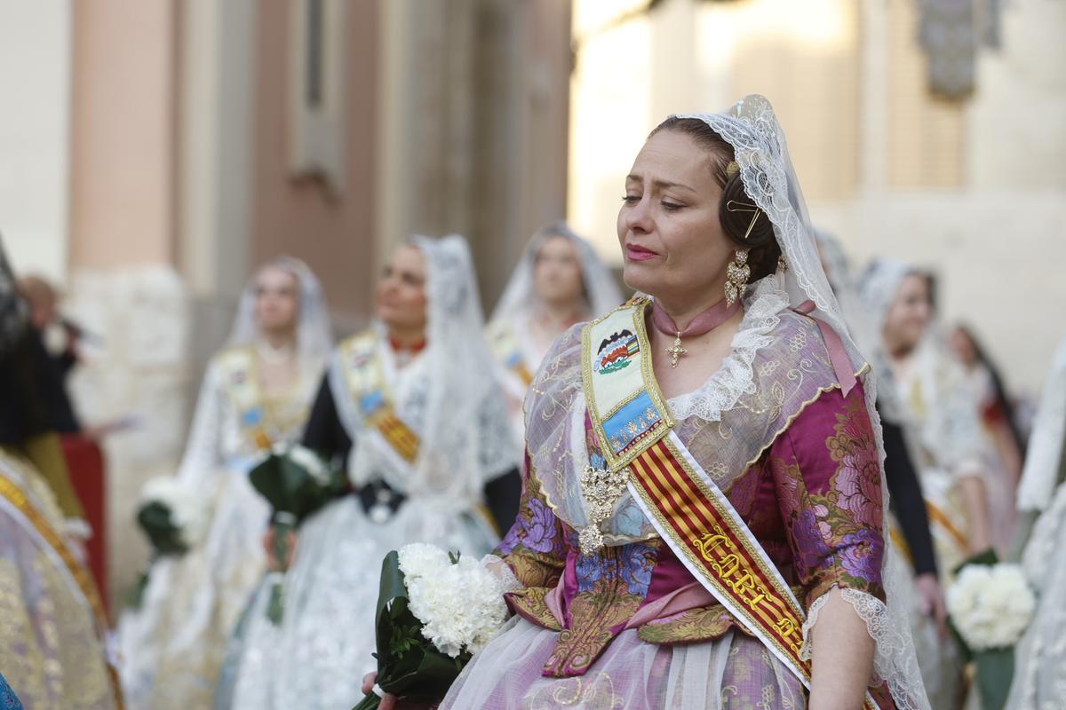 Todas las fotos de la Ofrenda del 18 de marzo por la calle de la Paz hasta las 19:30 horas