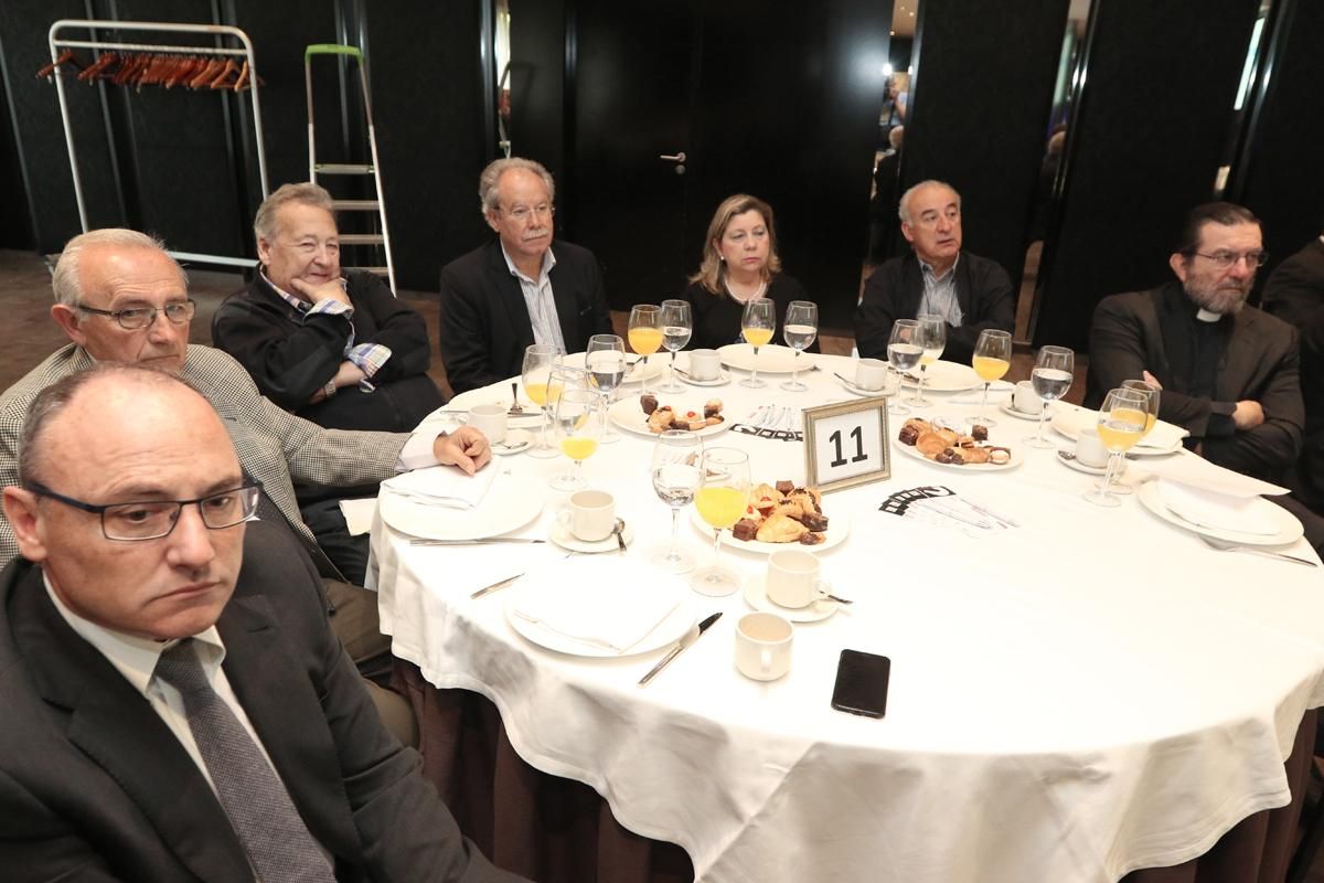 Fotogalería / Los Desayunos de CÓRDOBA / James M. Roberts