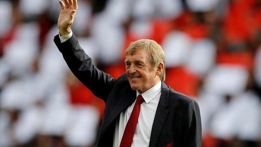 Kenny Dalglish recibe el alta tras dar positivo por covid-19