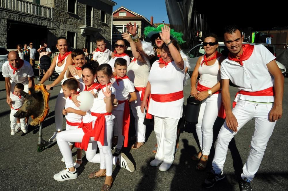 Desfile de carrozas por San Roque // I.Abella