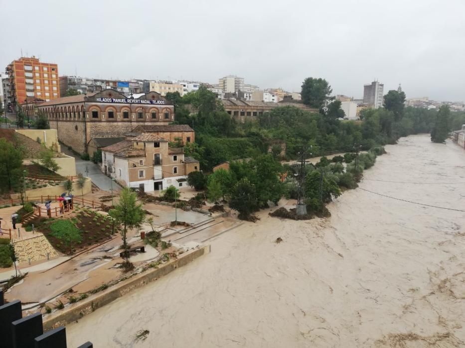 Desbordaments de rius i múltiples destrosses a Val