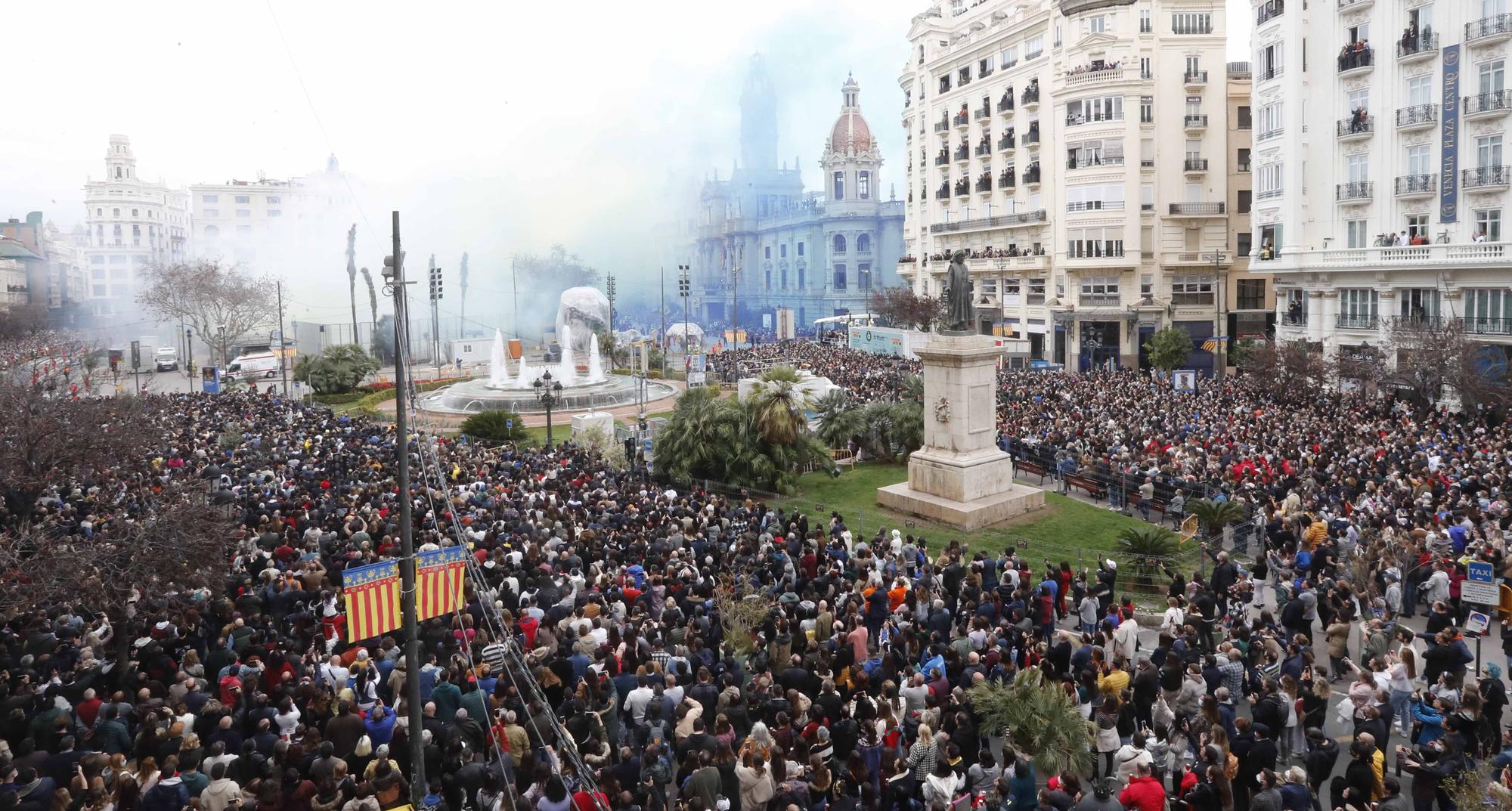 Las mejores imágenes del balcón de SUPER desde la mascletà