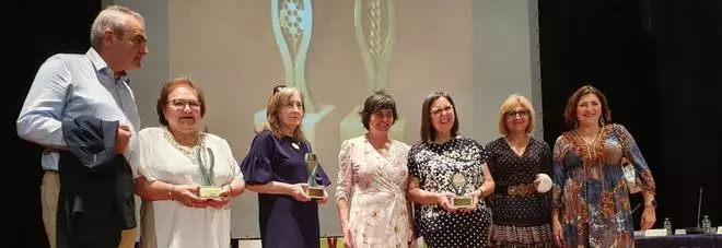 Solidaridad y tradición culinaria en los premios de los Humanitarios
