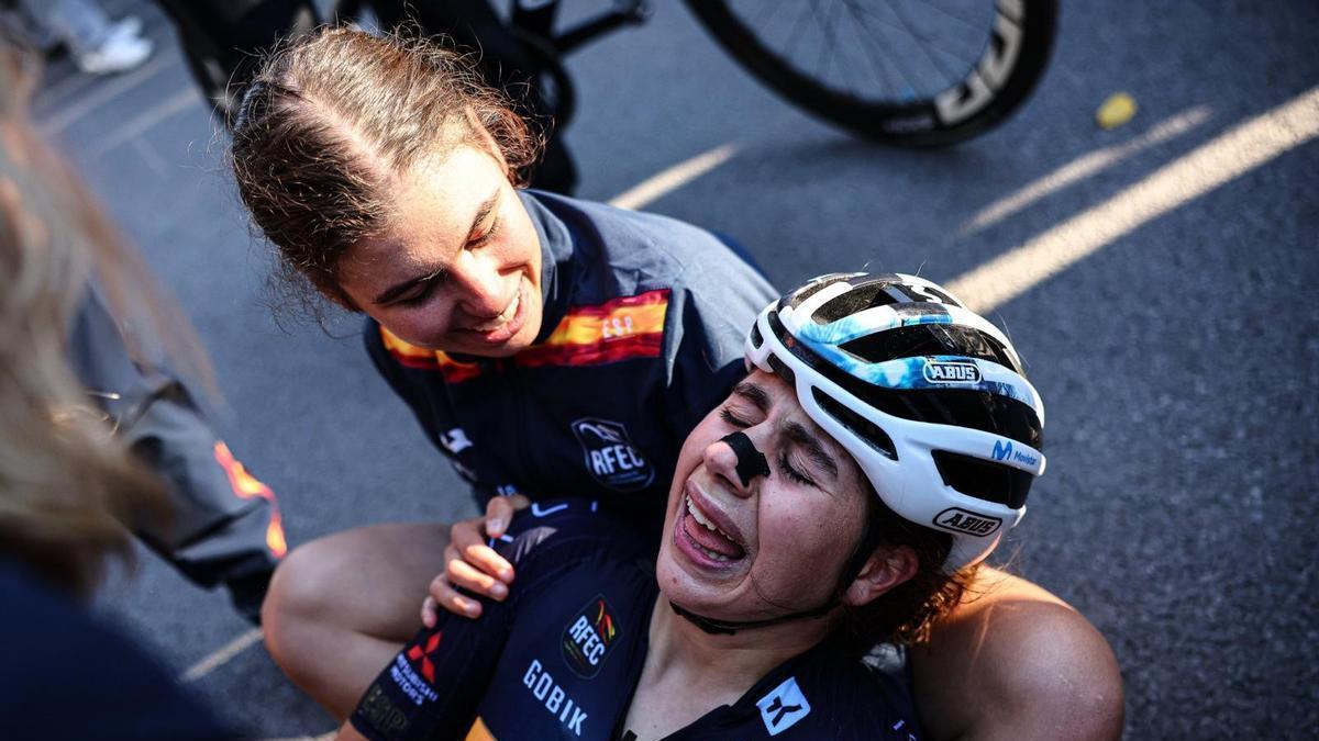 Alejandra Neira wins junior women's road race world championship in Montreal