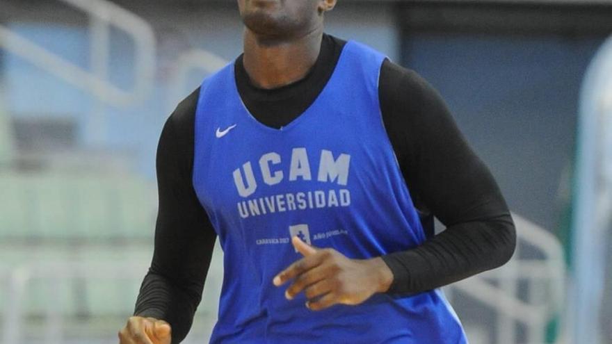 Tumba, durante un entrenamiento en el Palacio.