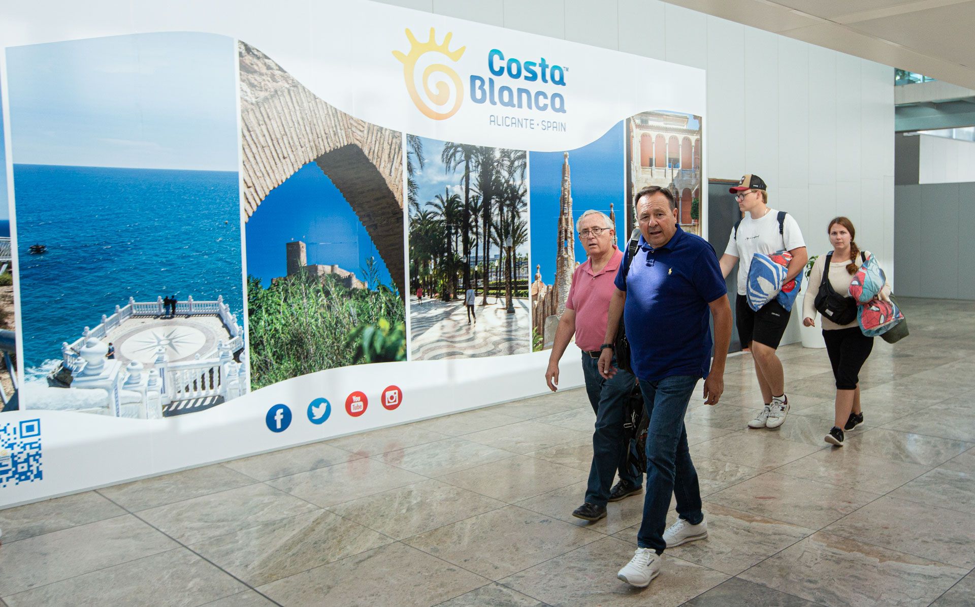 La Costablanca "se vende" en el aeropuerto