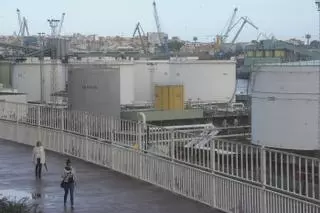 El traslado de Repsol saca de A Coruña los grandes petroleros y mantiene los pequeños hasta 2027