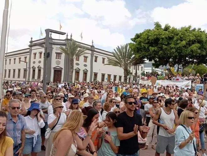 Manifestación 20A 'Canarias tiene un límite', en Fuerteventura