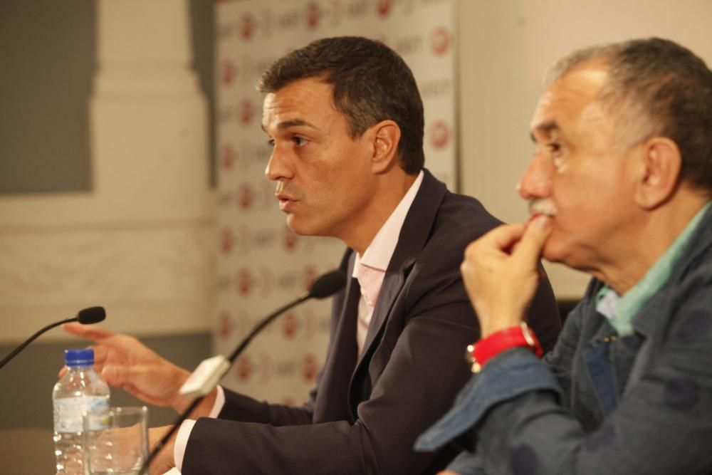 Pedro Sánchez en las charlas de verano de UGT