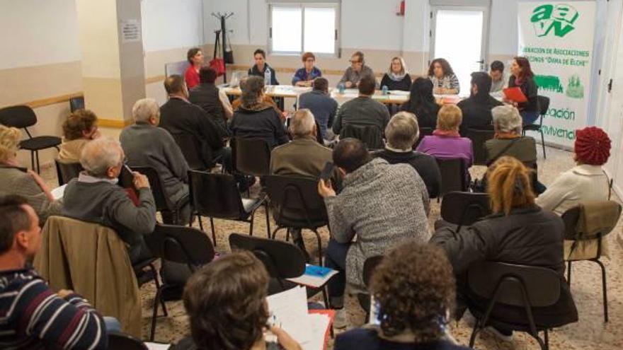 La Federación de Vecinos abre una línea de ayudas a las asociaciones y nuevos cursos