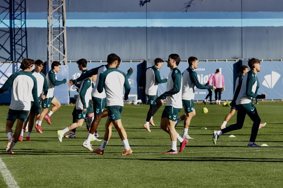 El Málaga CF saldrá con muchos cambios en Andorra.