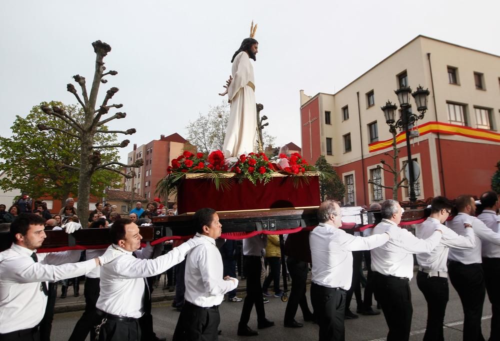 Procesión de la Hermandad de los Estudiantes de Oviedo