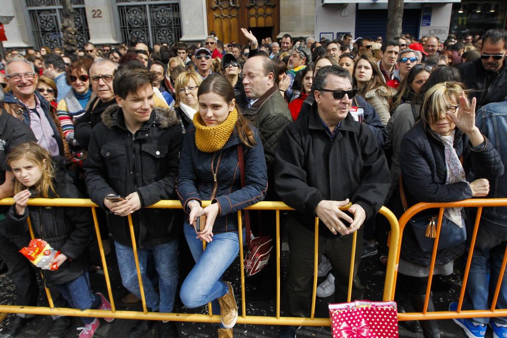 Búscate en la mascletà del 6 de marzo