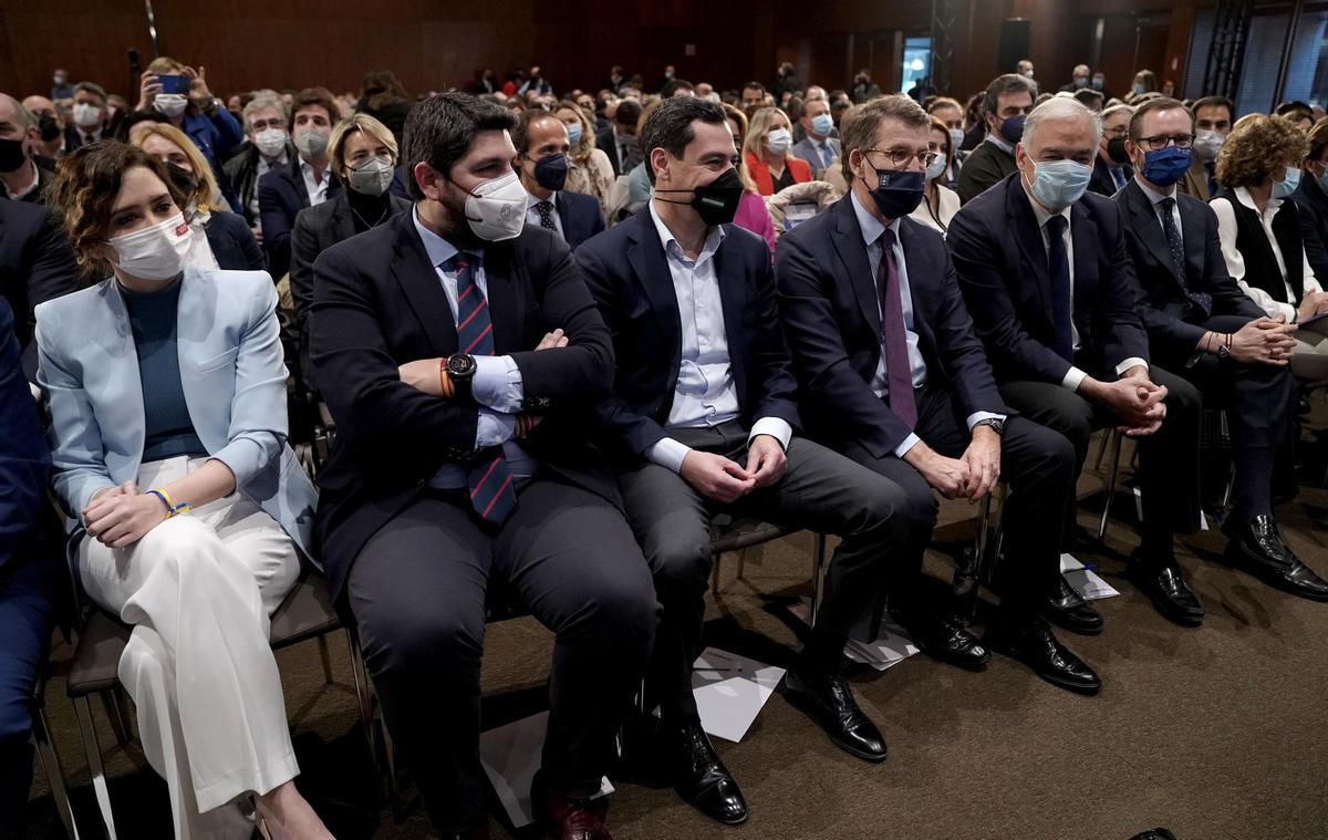 La junta directiva nacional del PP, en imágenes