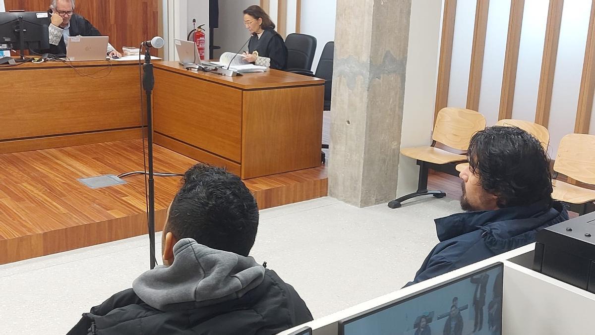 Los dos últimos acusados por la estafa en pisos de alquiler, esta semana en la Audiencia de Vigo