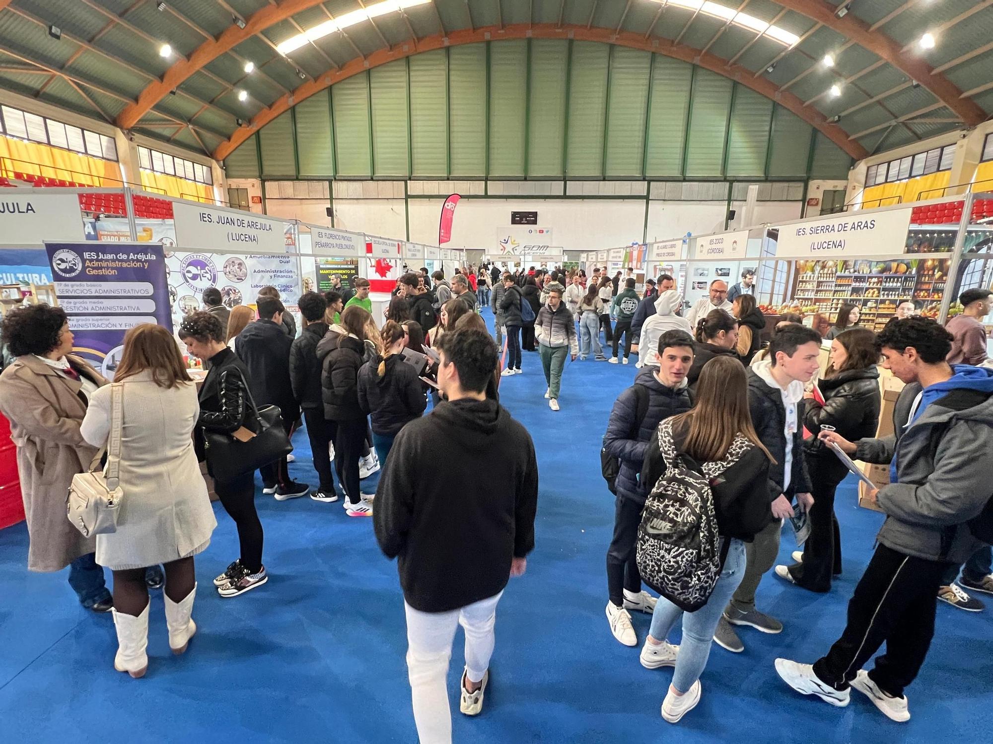 Abre e Salón del Estudiante de Lucena