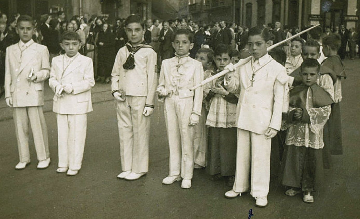 Ocho imágenes del Corpus Christi en Gijón