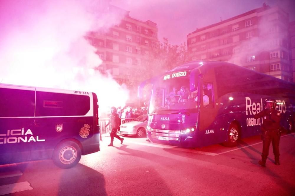 Derbi Real Oviedo - Sporting: Ambiente azul antes del partidazo de Asturias