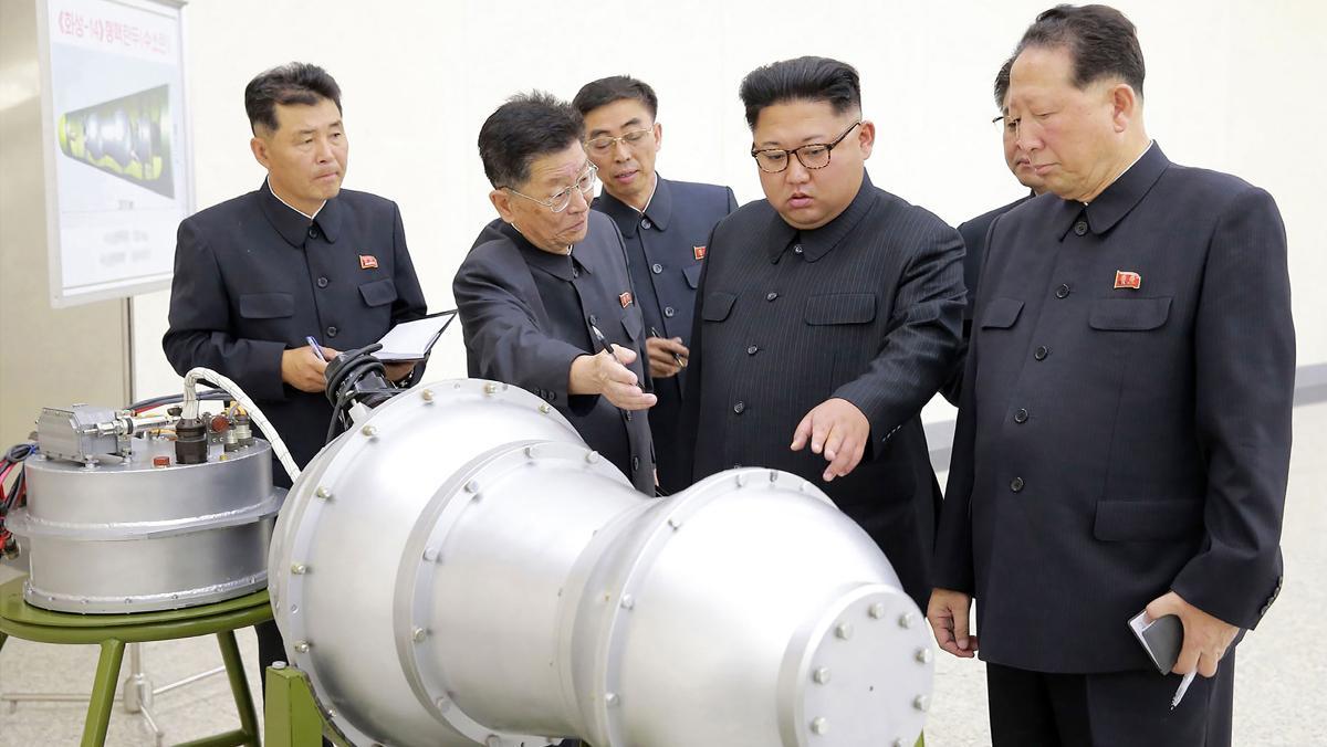 Corea del Nord va afirmar que ha provat la bomba d’hidrogen amb total èxit i que pot ser instal·lada en un dels seus míssils balístics intercontinentals.