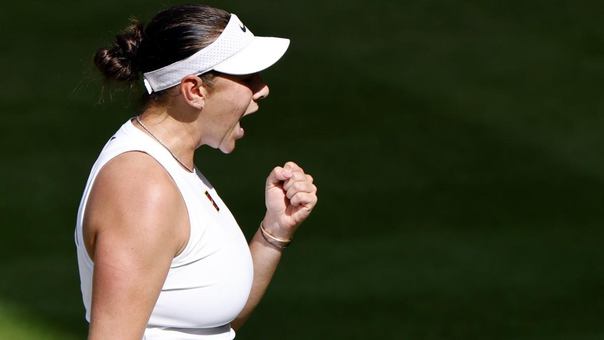 Anisimova celebra un punto