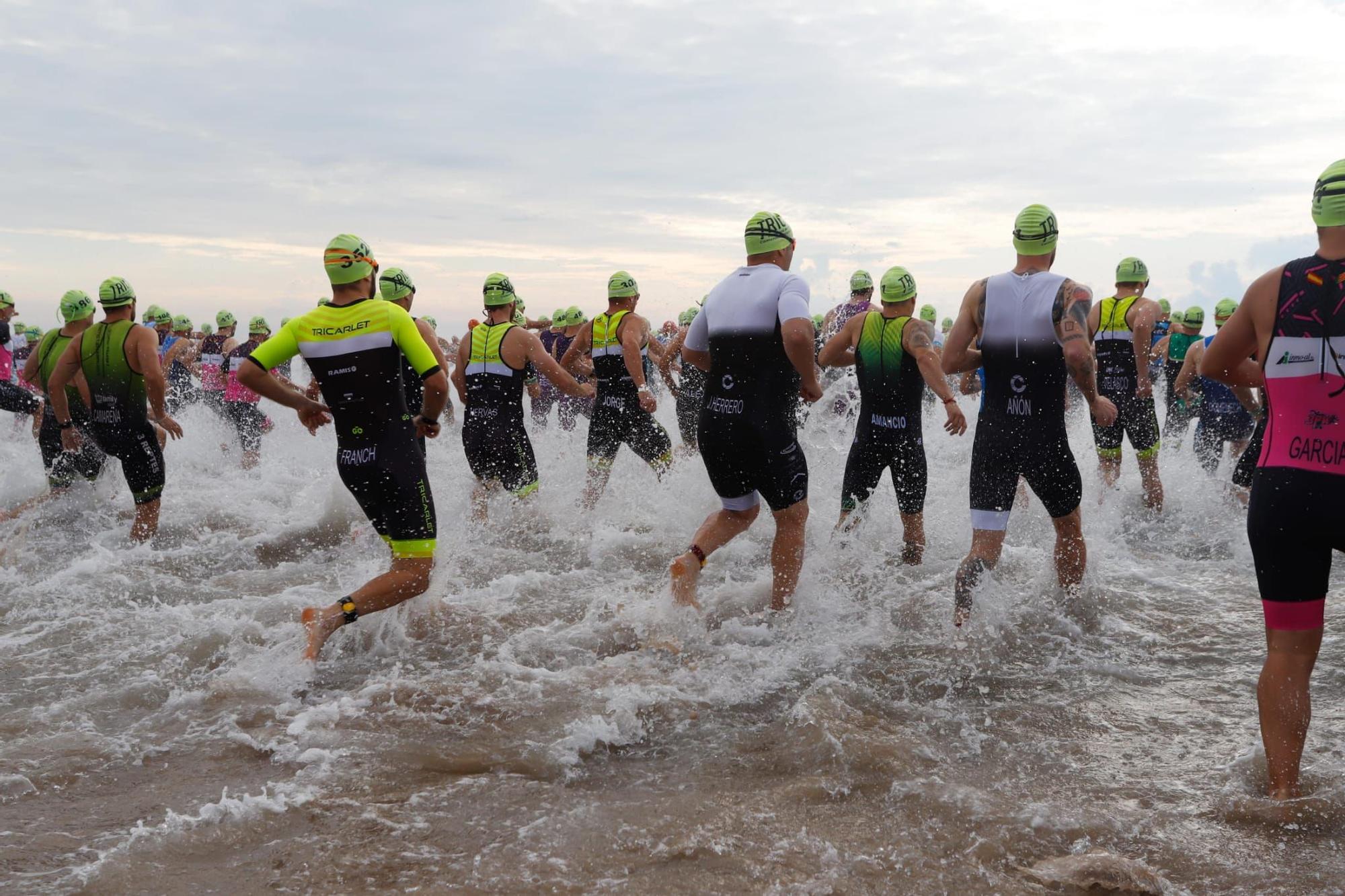 Búscate en el III Triatló de València - Playtja de la Malvarrosa