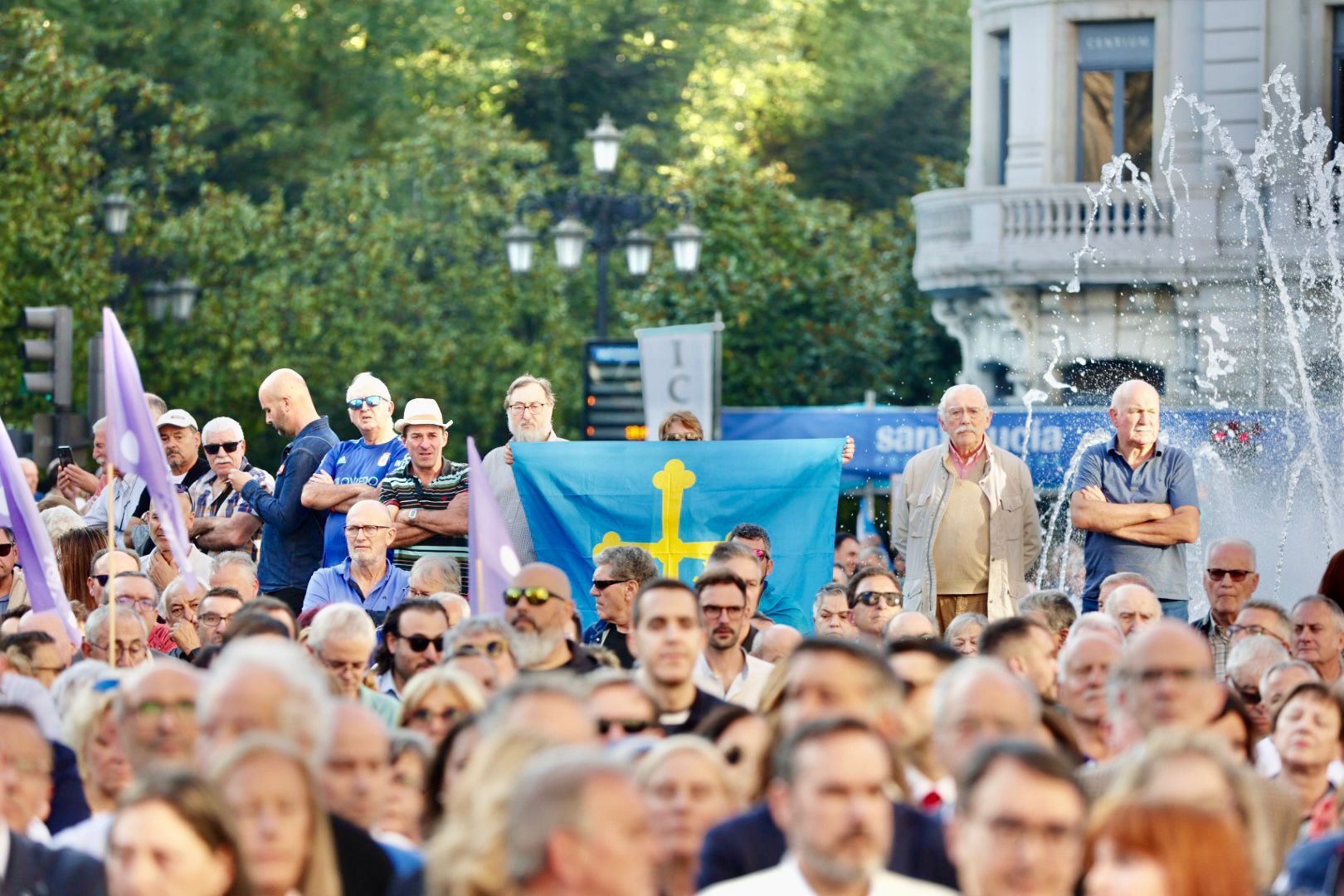 EN IMÁGENES: así fue la gran movilización contra el peaje del Huerna en Asturias