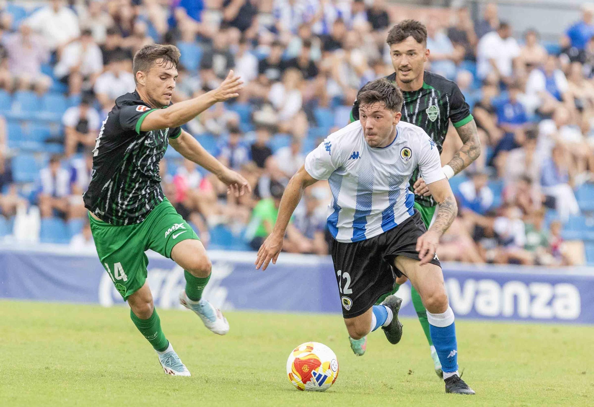 El Hércules se impone 2-0 al Elche en un derbi de nivel en el Rico Pérez