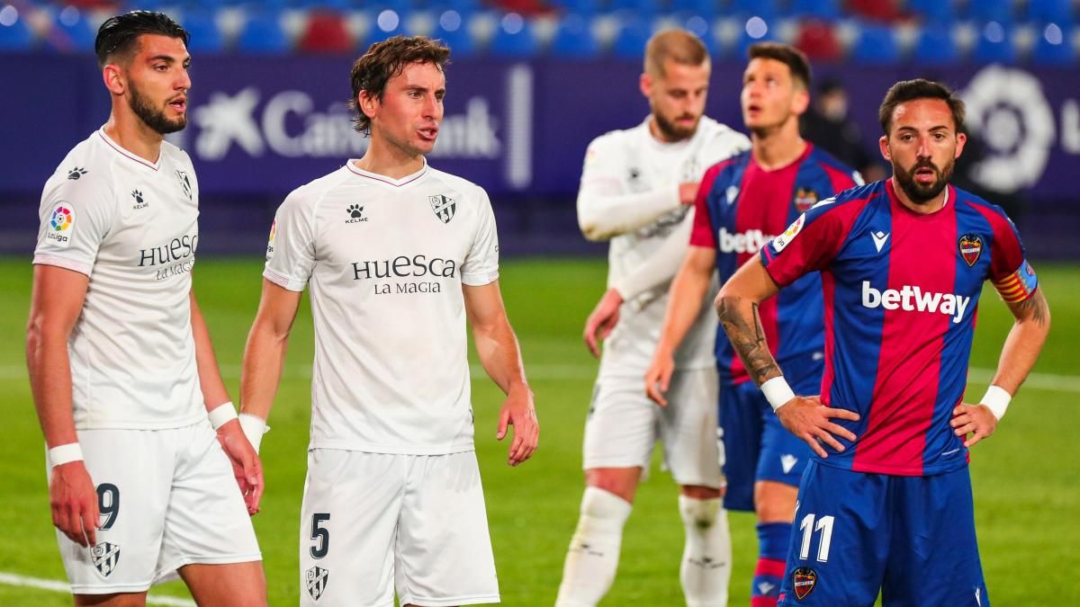 Con una victoria, el Huesca podría lograr zafarse de la zona de descenso