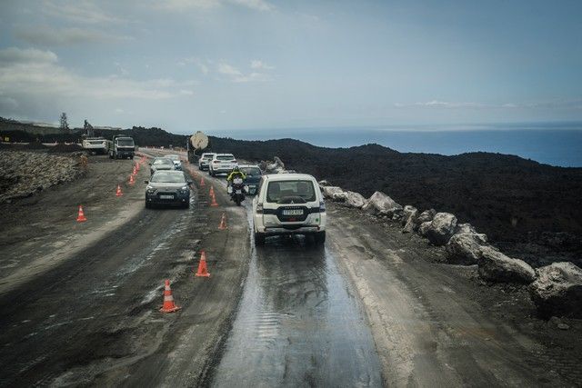 Carreteras por las coladas de lava de La Palma