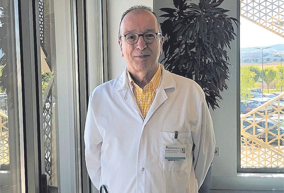 Luis Manuel Entrenas, jefe de Neumología de Quirónsalud.