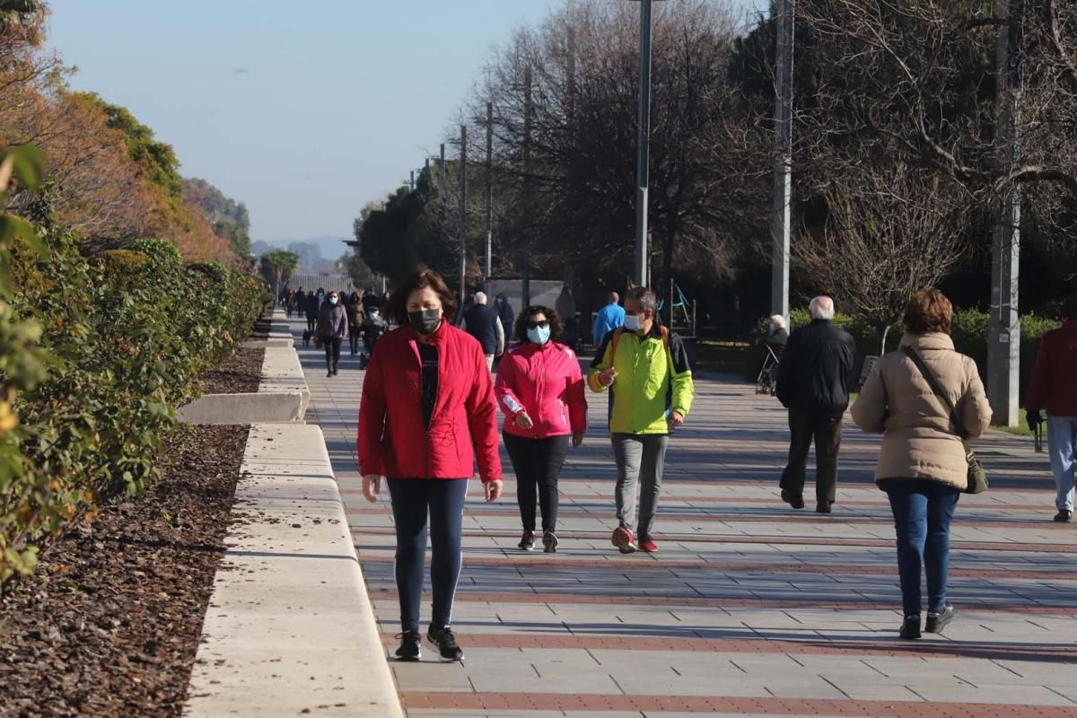 Navidad en Córdoba: El sol y las compras se imponen al frío