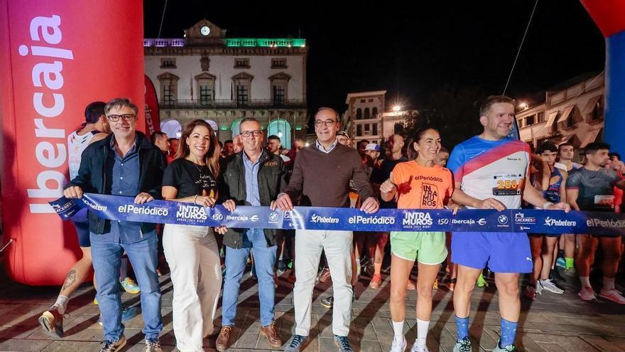 Cáceres se rinde a la magia de la Intramuros: Cáceres se rinde a la magia de la Intramuros: "Ll ...