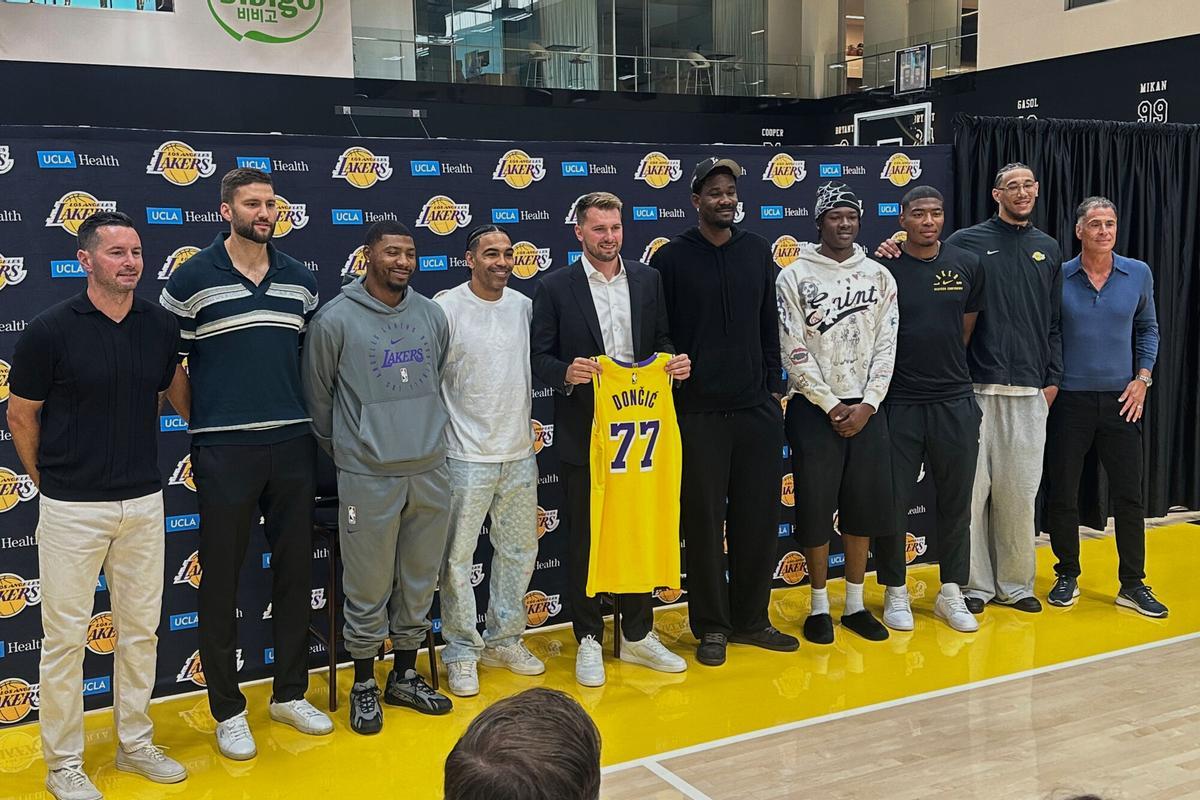 La franquicia, con jugadores incluidos, celebraron la extensión de contrato de Luka Doncic