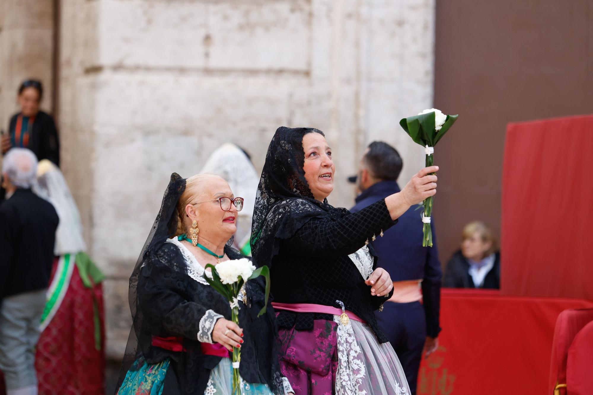 Búscate en el primer día de la Ofrenda en la calle San Vicente entre las 17:00 y las 18:00