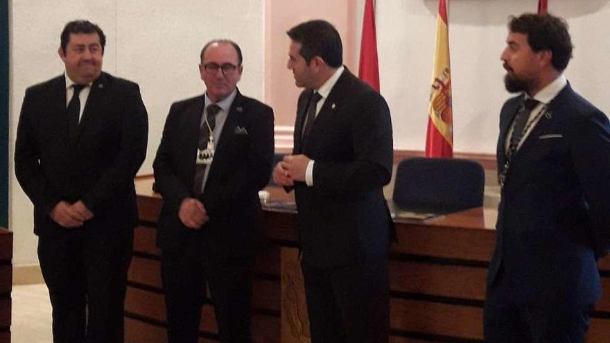 El Santo Entierro recibe el premio Corpus en Murcia