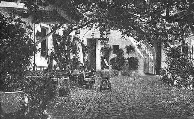 Patio a concurso en el año 1932