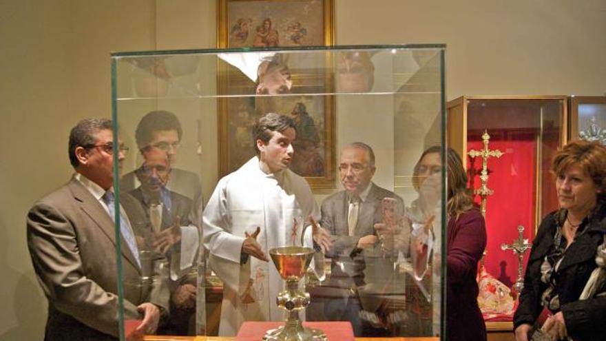 El cáliz original con el que se celebró la misa tras el Compromís de Casp de 1412, ya se exhibe en el museo de la colegiata de Caspe.