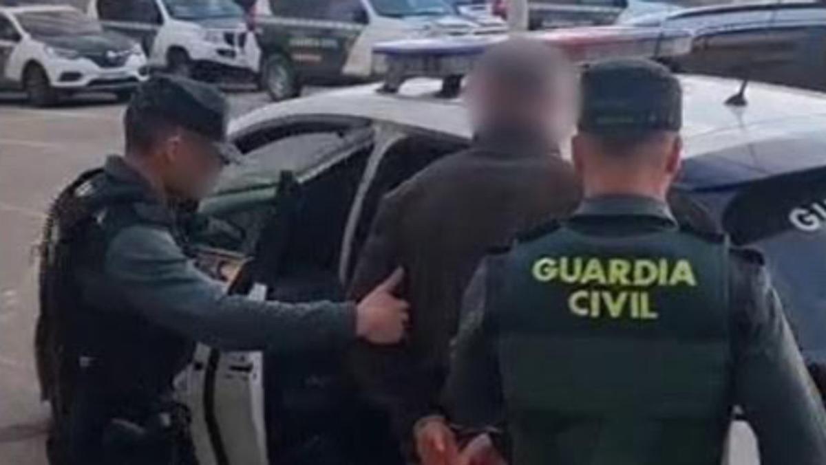 Traslado del detenido en Torrevieja.