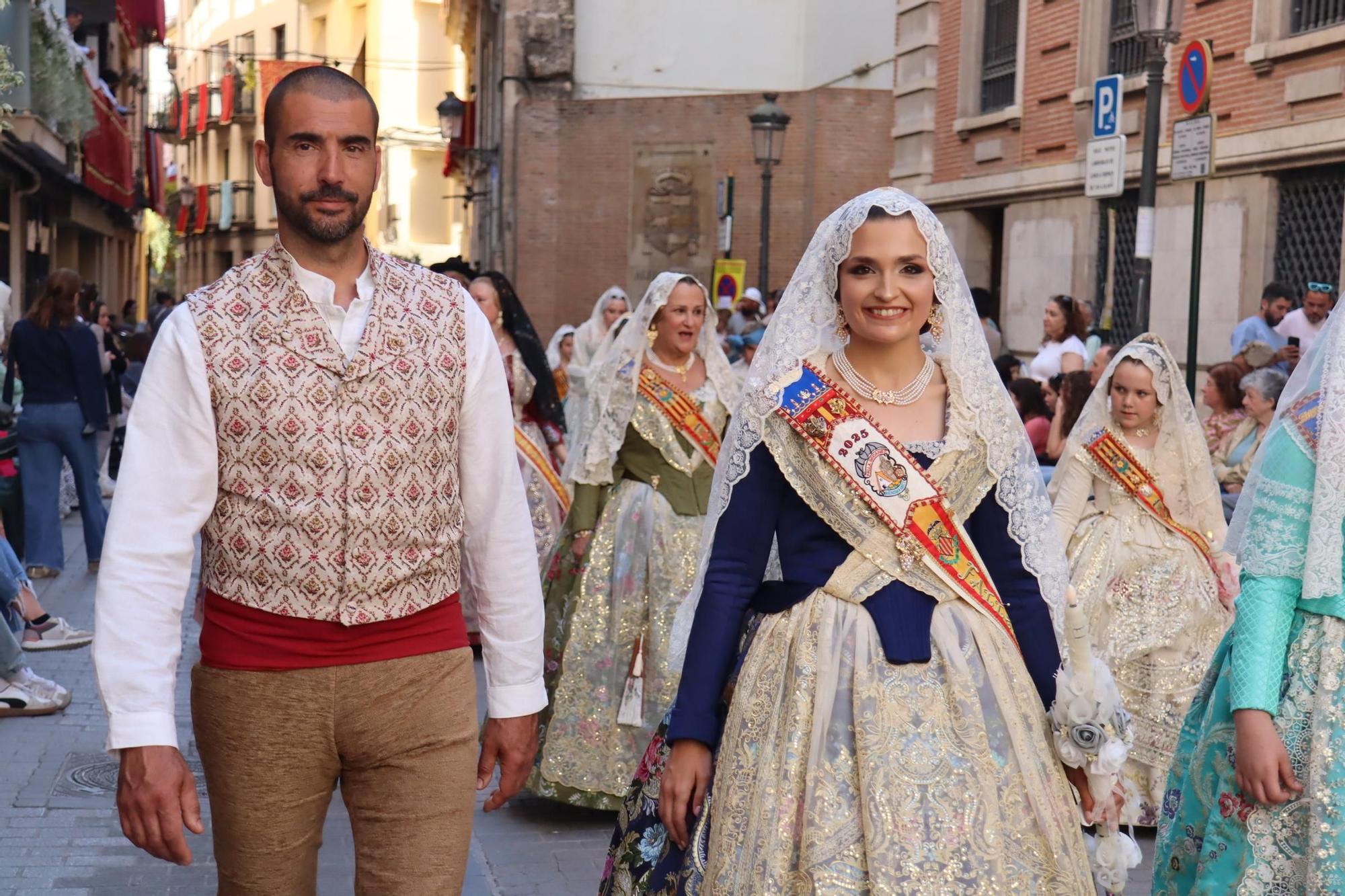 Comisiones de falla en la Procesión de la Virgen (4/5)