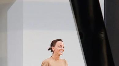 Phoebe Philo, la icónica diseñadora regresa al mundo de la moda con su propia marca