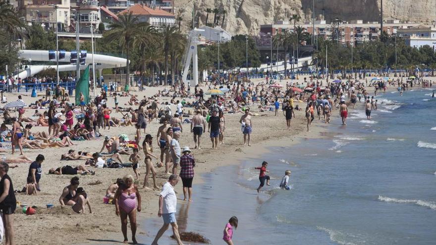 Alicante recoge en abril 4,8 litros/m2 de lluvia, un 83% menos de lo normal