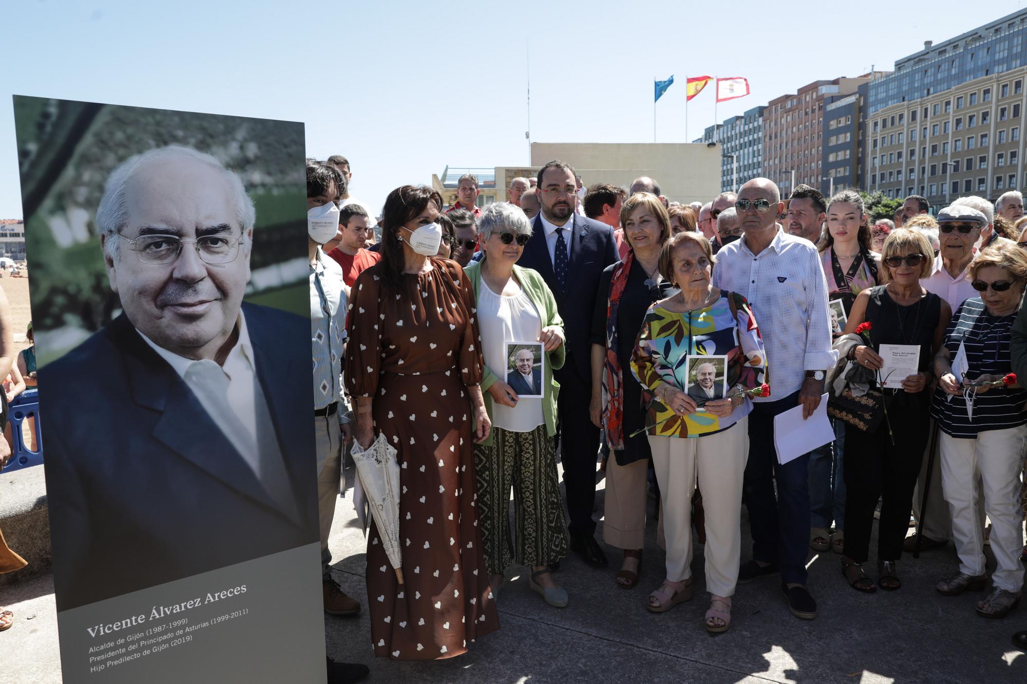 En imágenes: así fue el homenaje a Areces en Gijón