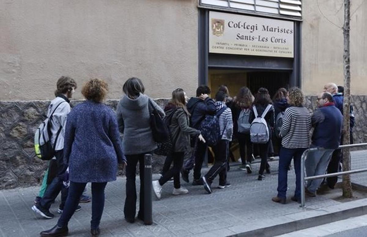 Colegio de los Mariscas en Les Corts, donde se han denunciado varios casos de pederastia