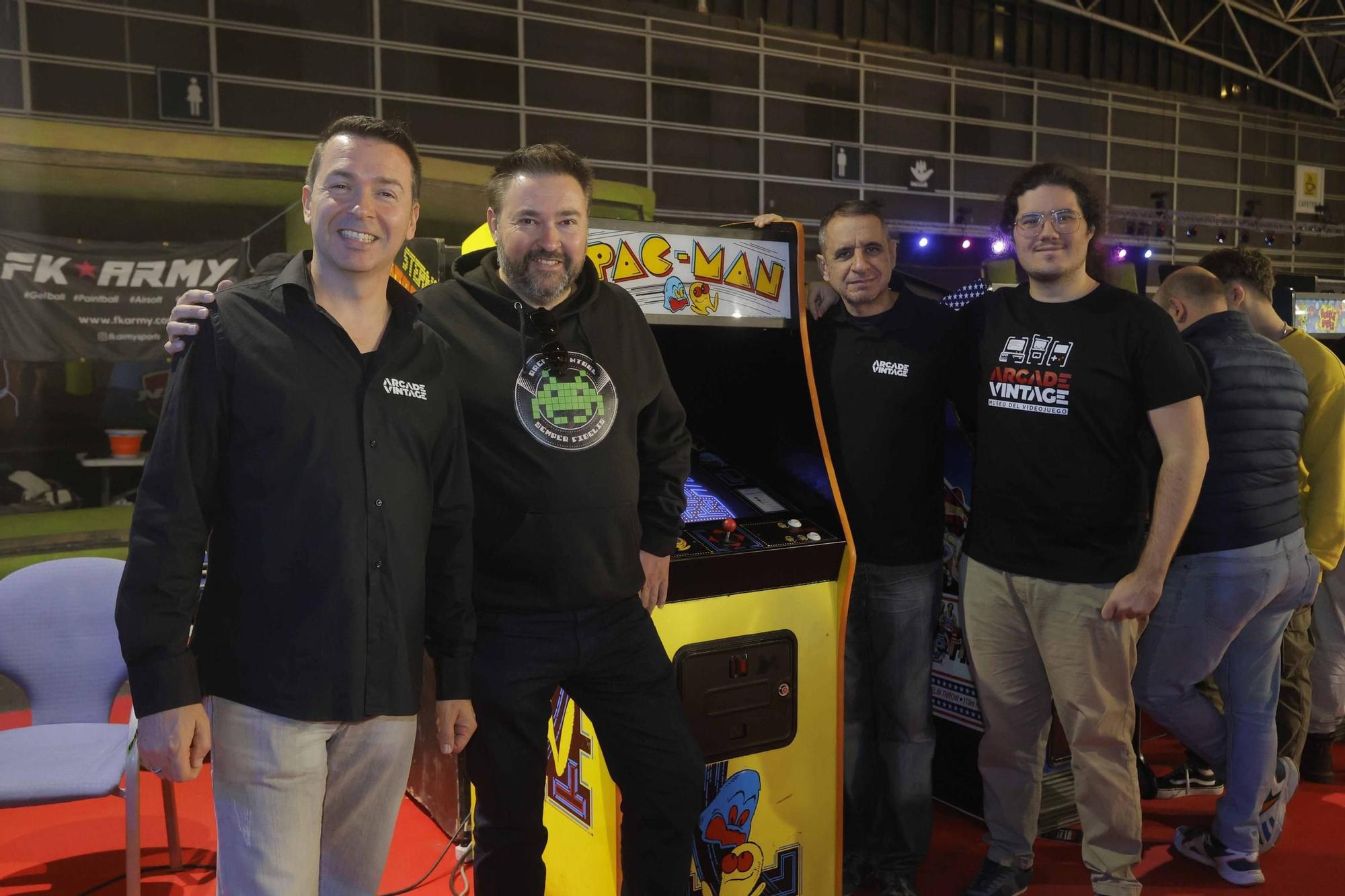 Los 'gamers' siguen jugando en la segunda jornada de la DreamHack Valencia 2023