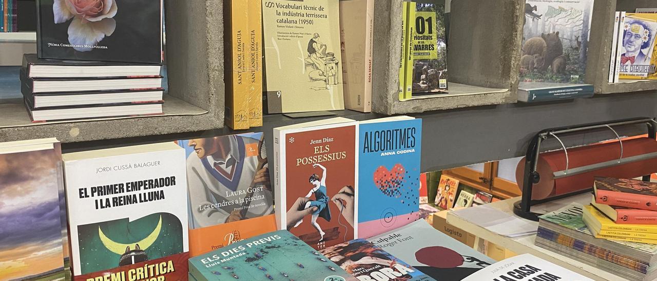 Sant Jordi 2024: Les recomanacions literàries de la Llibreria Les Voltes