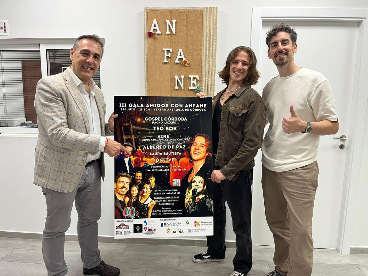 Rafael Cidres, Teo Bok y Nacho Lozano, en la sede de Anfane.