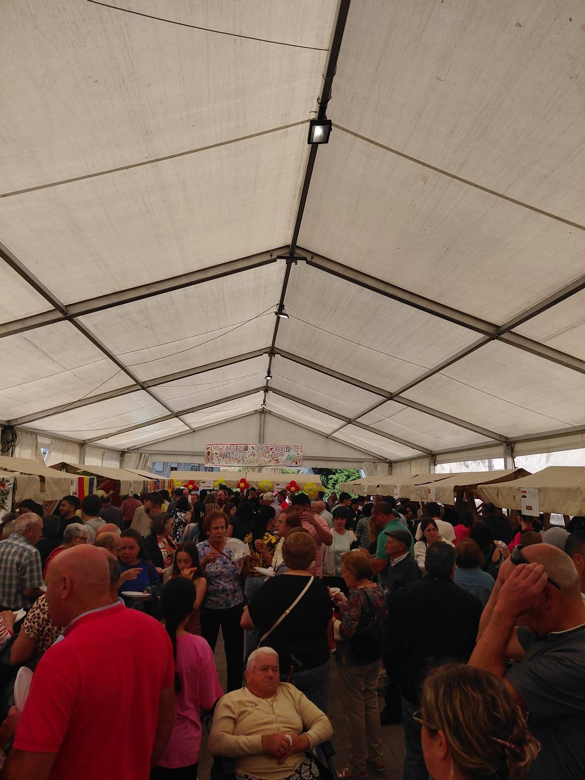 En imágenes: la jornada gastronómica y cultural "Saberes y sabores" triunfa en Cangas